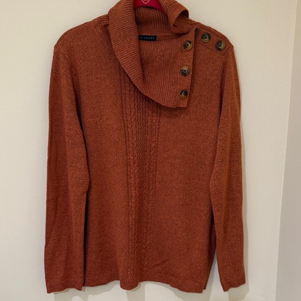 Women’s Sweater Rusted orange Size Small /Oversized fits S-L women’s long sleeve